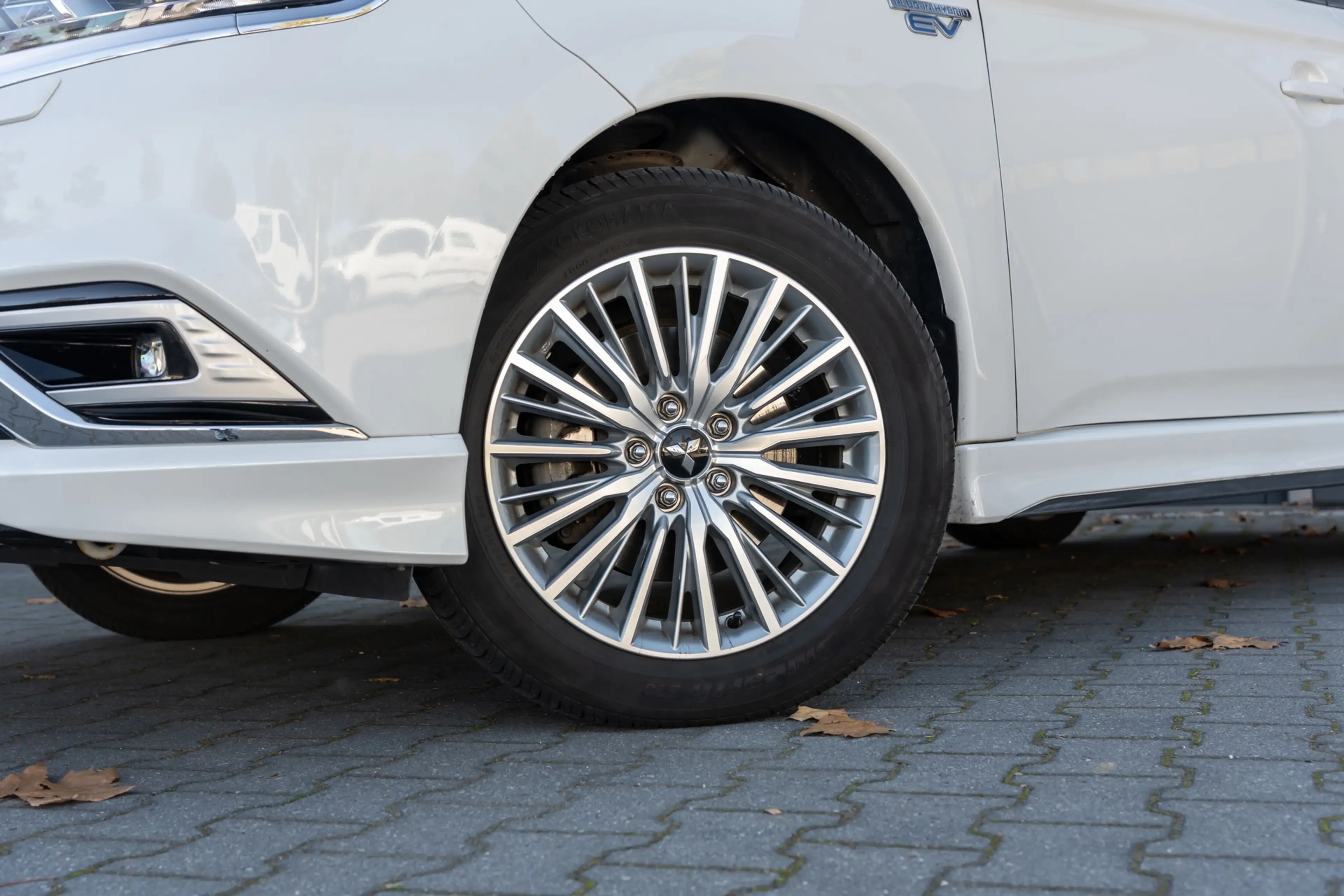 Mitsubishi Outlander 2.4 PHEV S-Edition 4WD|GARANTIE 2027|Pano |Vol Led — photo 2