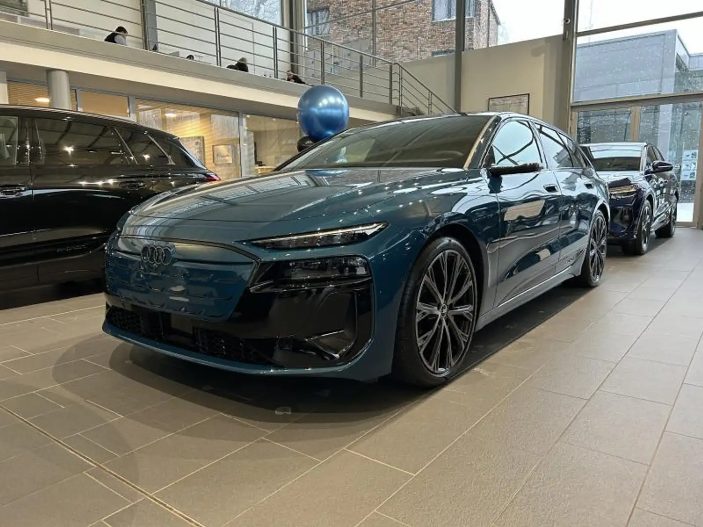 Audi A6 A6 Avant Etron Bleu - 1