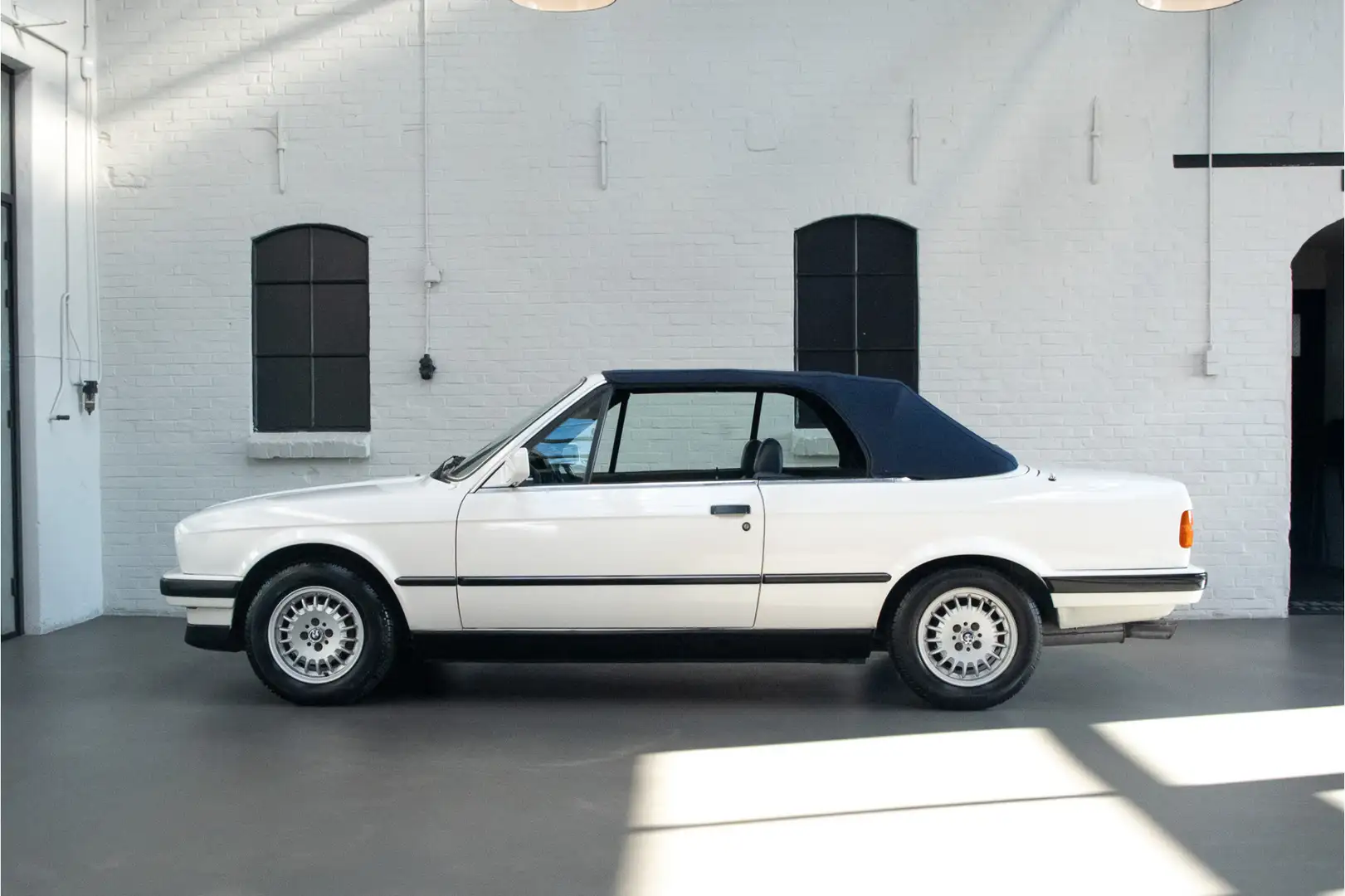 BMW 325 3-serie Cabrio 325i STUURBEKRACHTIGING / AIRCO / S Beyaz - 2