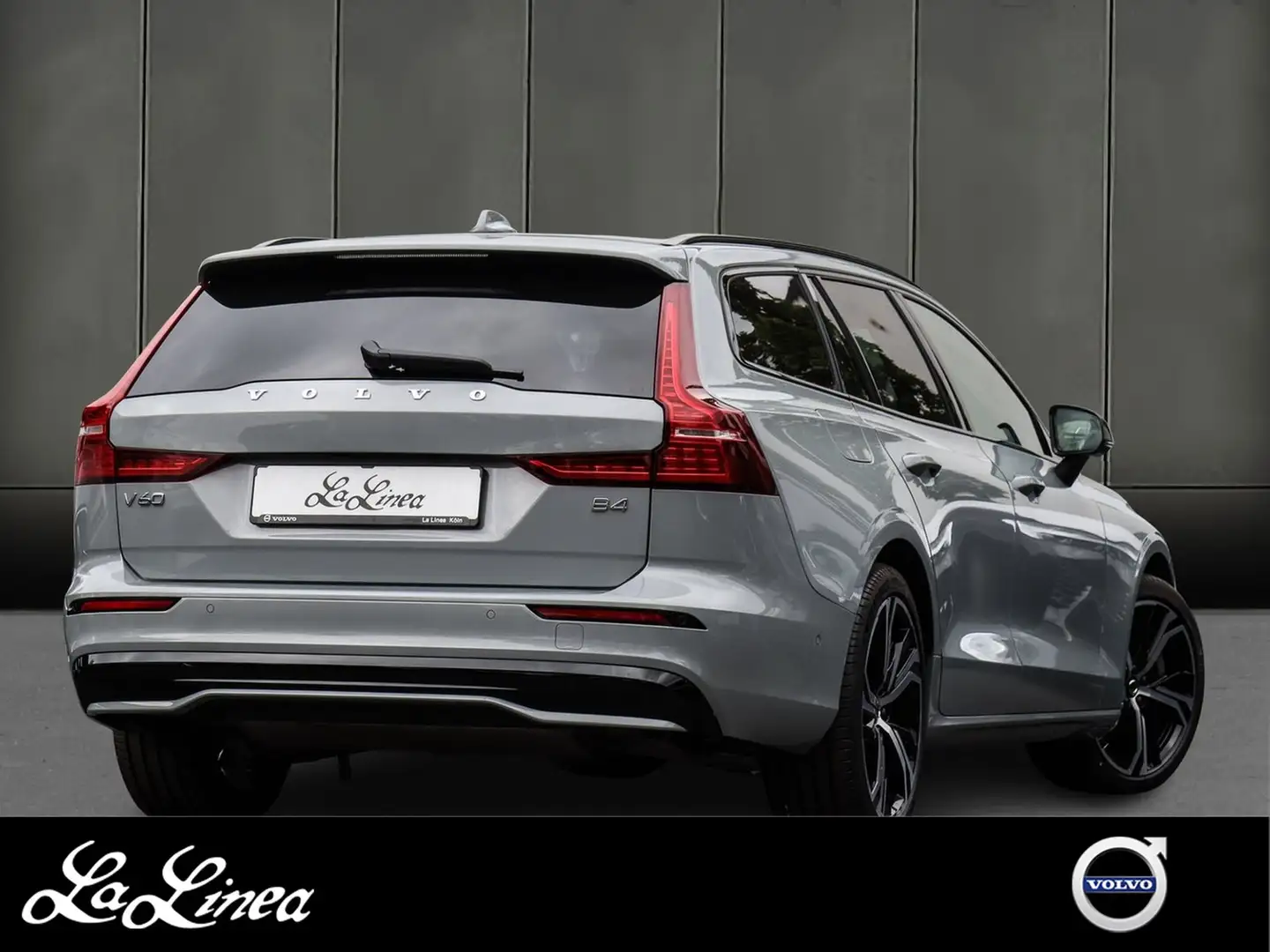 Volvo V60 B4 (B) Ultra Dark NP:65.820,-//360°K/PANO/BLIS Gris - 2