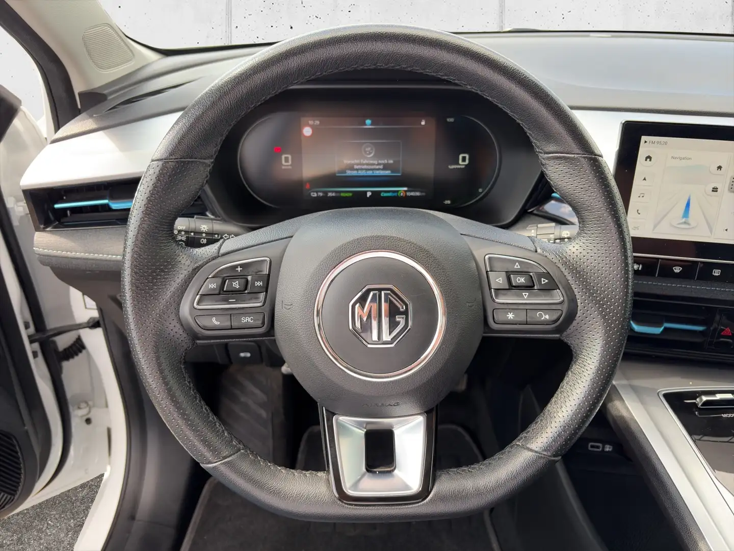 MG MG5 EV Luxury 61 kWh Maximal Range 5t. Weiß - 2