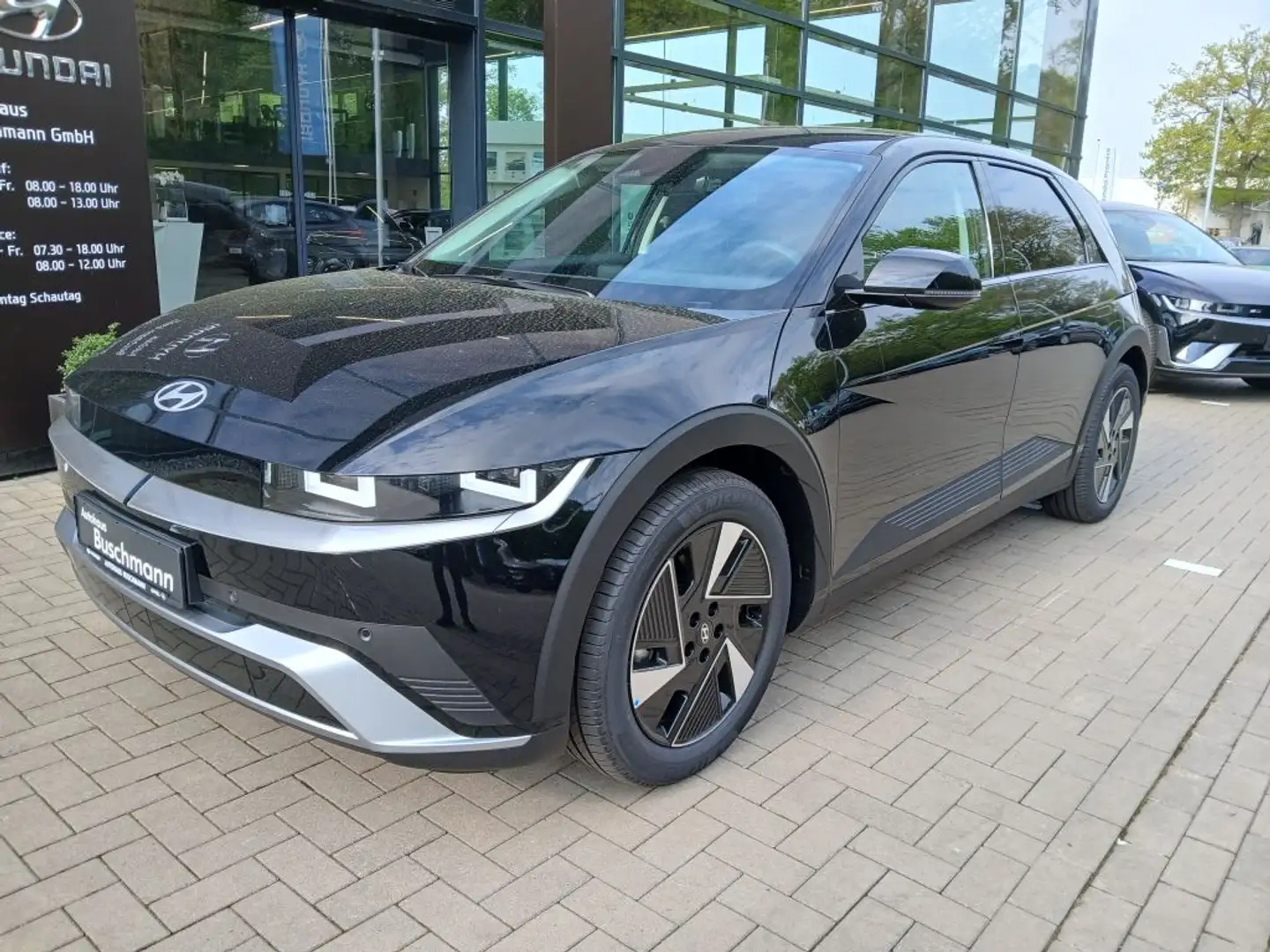 Hyundai IONIQ 5 84 kWh Techniq Schwarz - 1