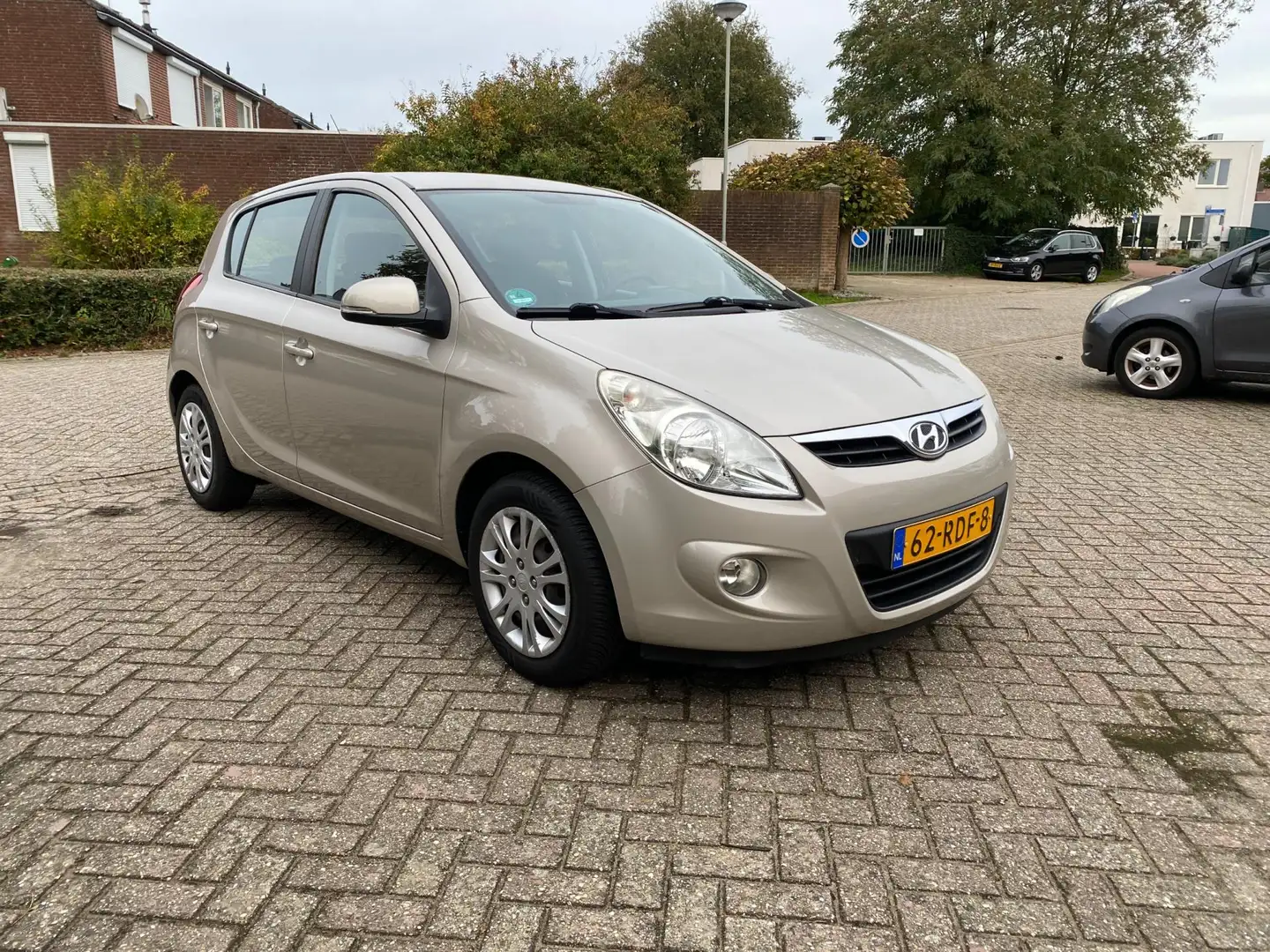 Hyundai i20 1.2i i-Motion Grijs - 2