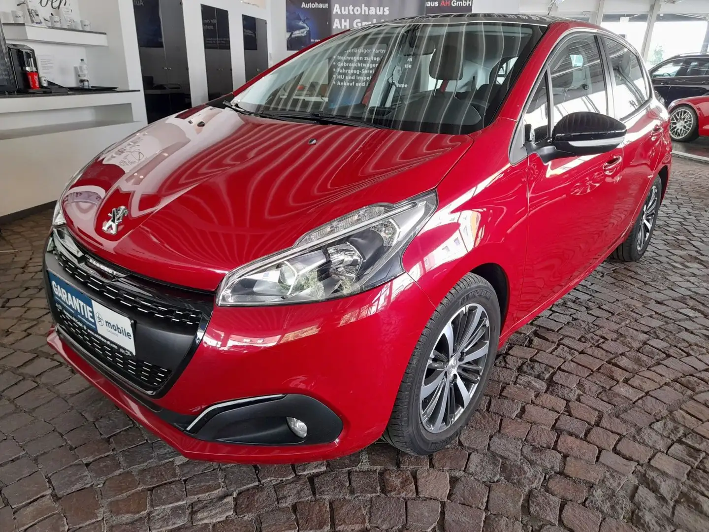Peugeot 208 Active Rot - 1