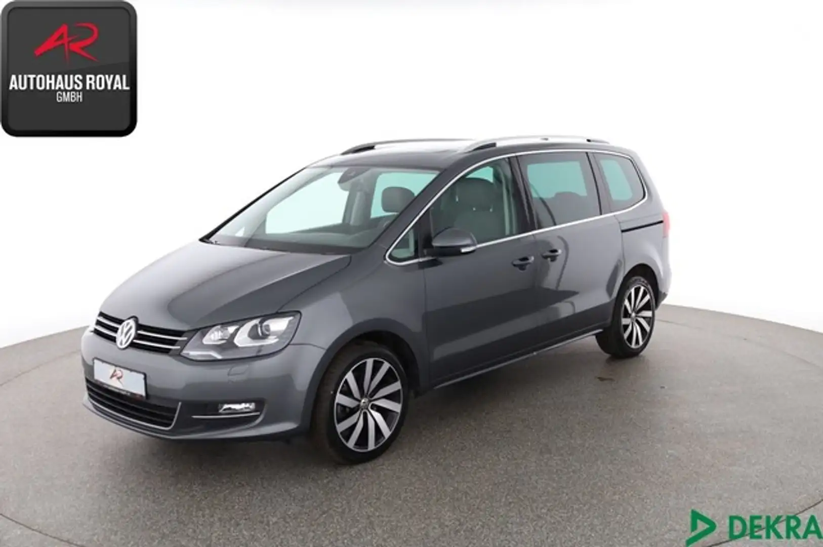 Volkswagen Sharan 2.0 TDI HIGHLINE MASSAGE,PANO,KEYLESS,ACC Szürke - 1