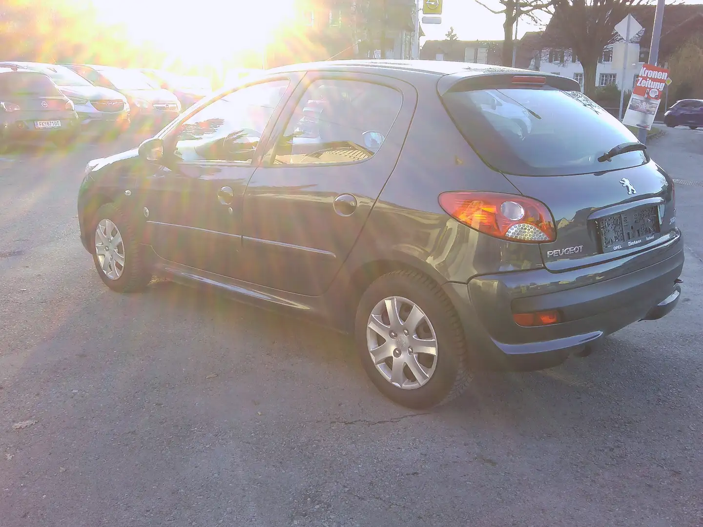 Peugeot 206 206+ Generation 1,4 Generation Grau - 2