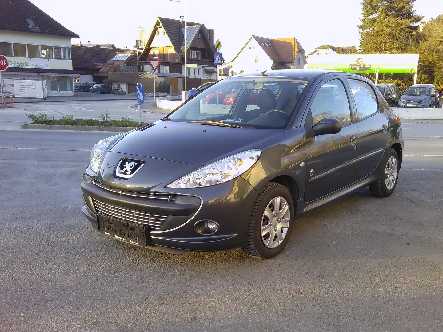 Peugeot 206 206+ Generation 1,4 Generation Grau - 1