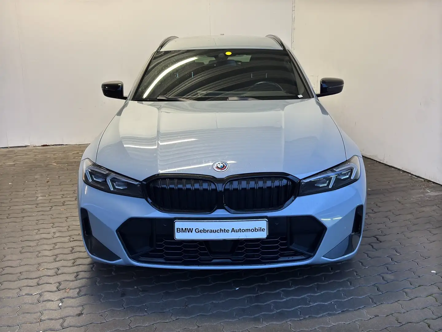 BMW 330 e Tour. M Sport Navi.ACC.LED.H/K.Keyl.PDC.SHZ Grau - 1