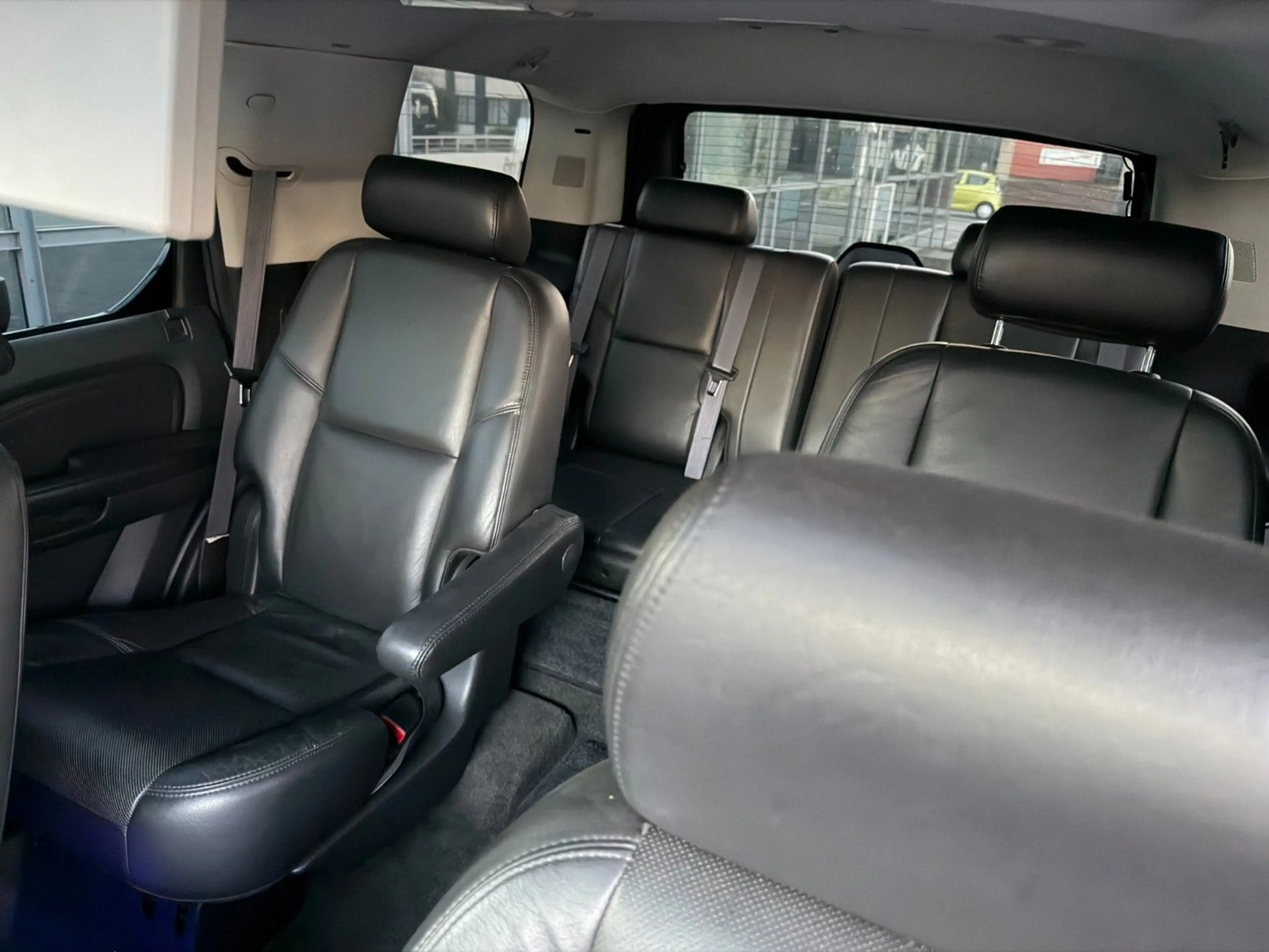Cadillac Escalade GMT900 Elegance AHK TV LED Kamera — photo 14