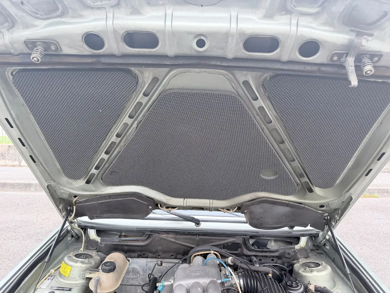 BMW 520i, foto 11