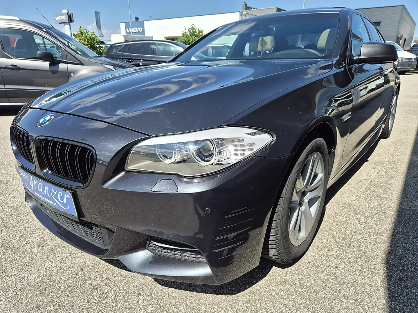 BMW 528 i Österreich-Paket Aut. Grau - 2