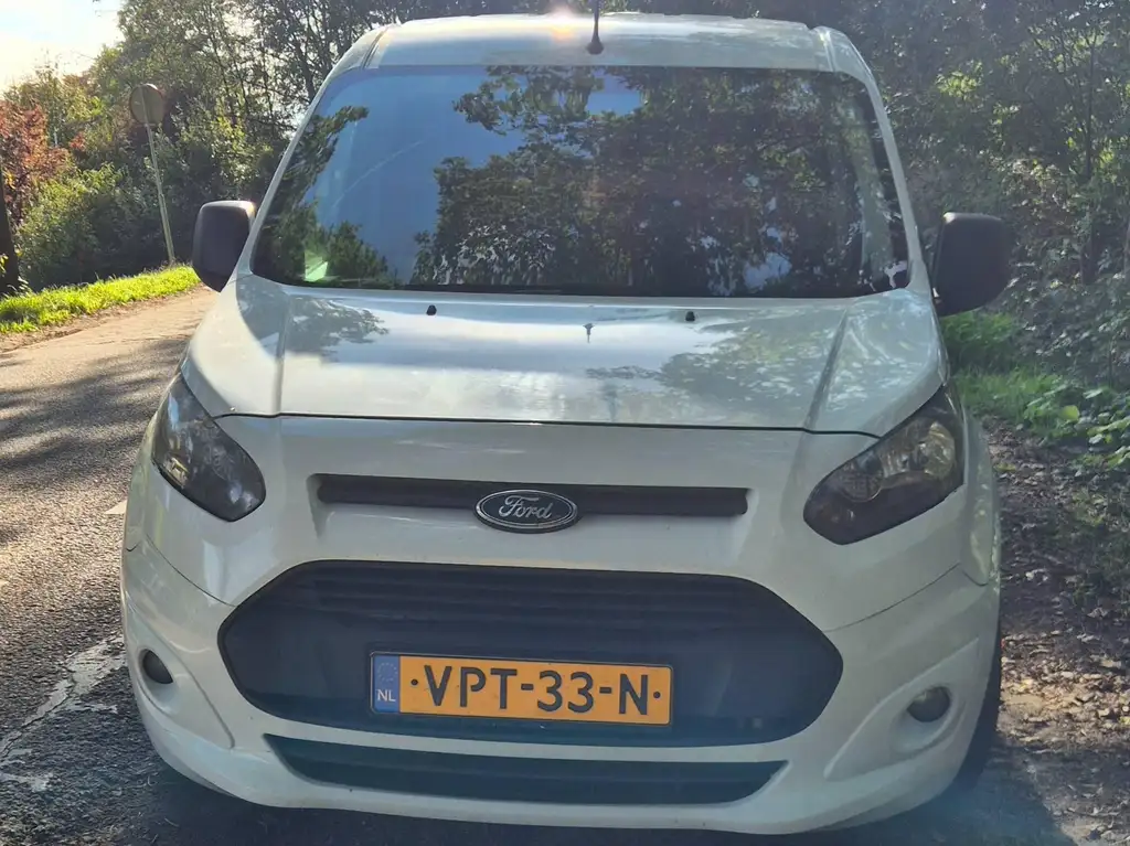 Ford Transit Connect 2016 из Европы — купить под ключ