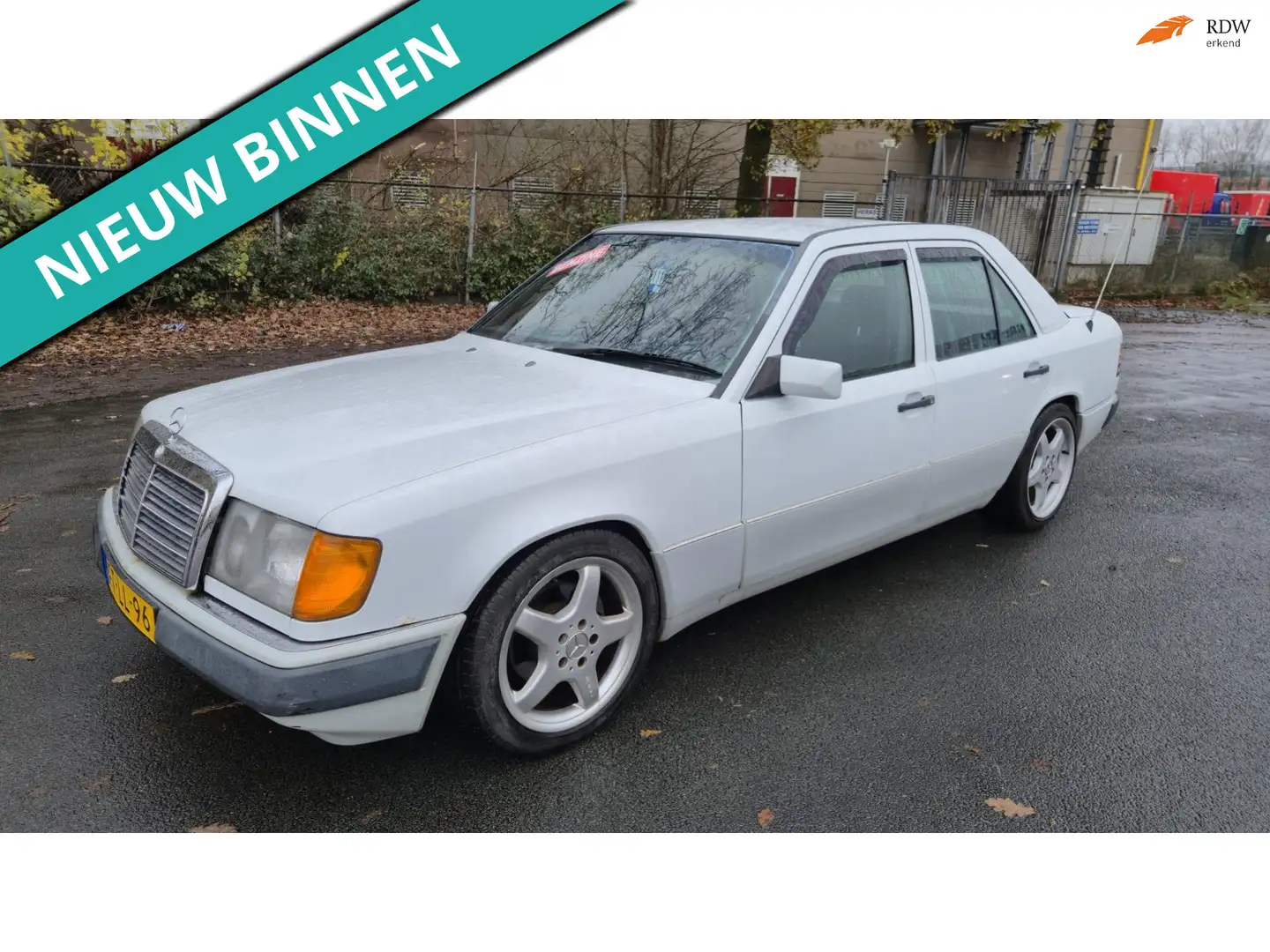Mercedes-Benz 500 200-500 (W124) 230 E NETTE AUTO RIJDT EN SCHAKELT Blanc - 1