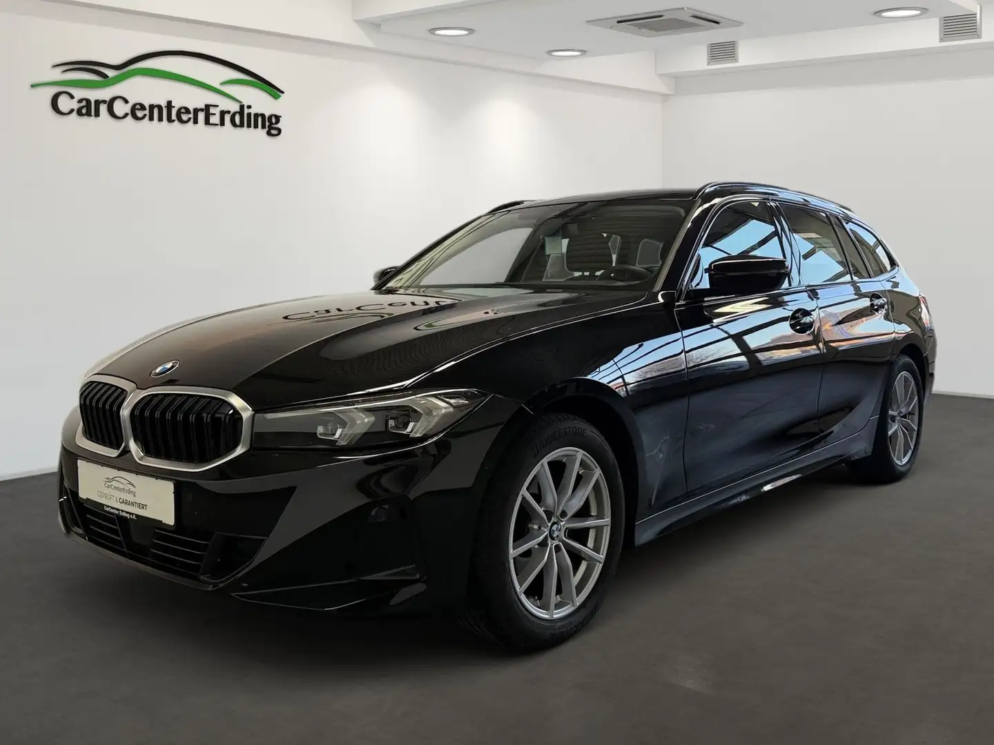 BMW 318 iTouring*Facelift*LED*Navi*ACC*Kamera*DriveA* Schwarz - 1