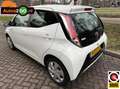 Toyota Aygo 1.0 VVT-i x Weiß - thumbnail 14