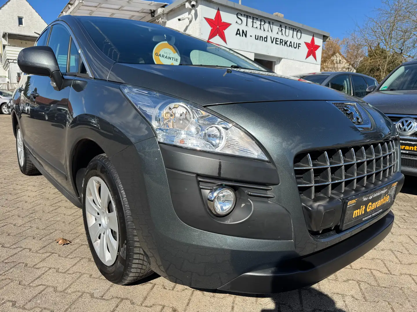Peugeot 3008 Active*PDC*Scheckheft*Top Zustand Grau - 1