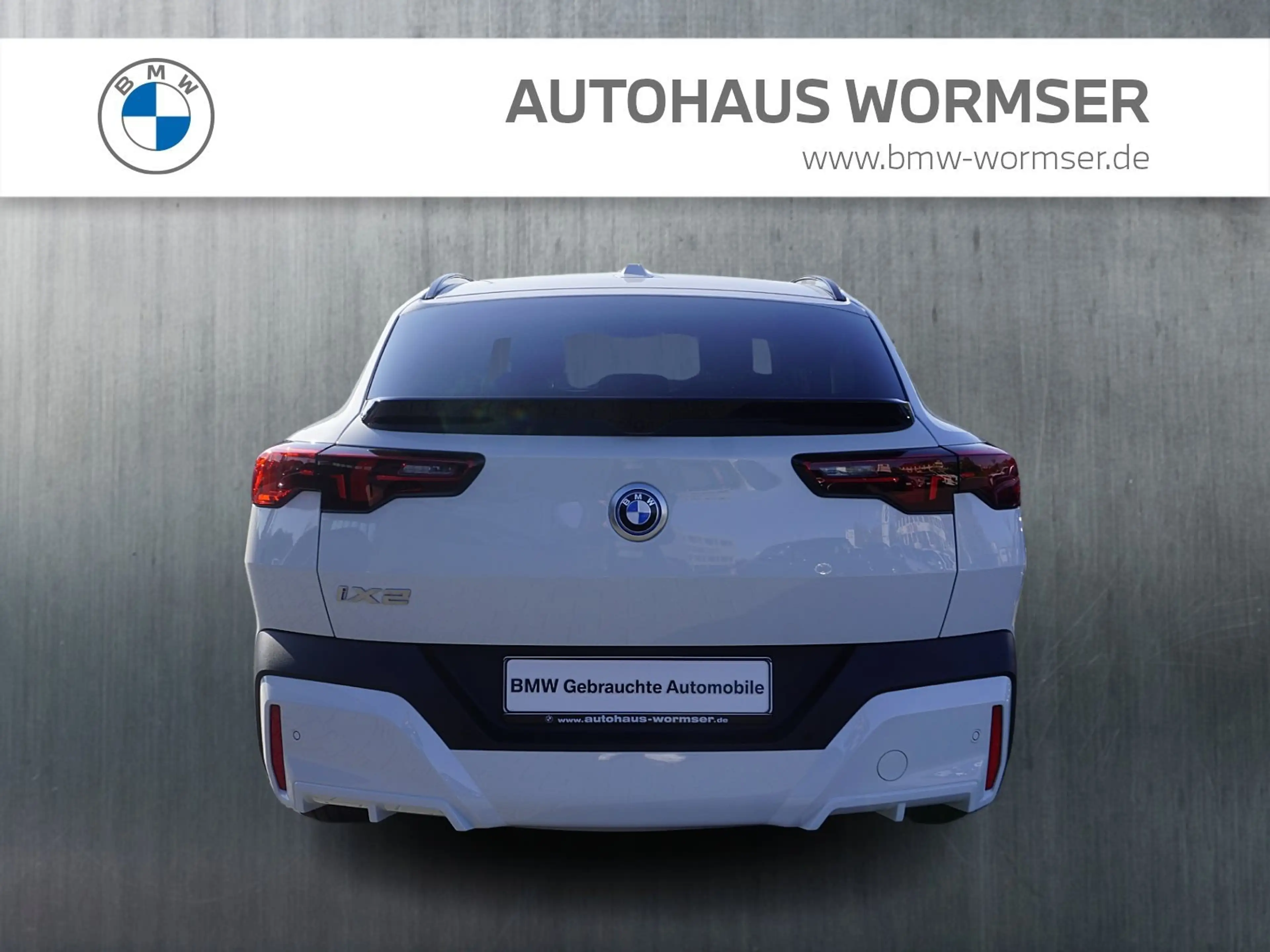 BMW iX2 xDrive30 — photo 5