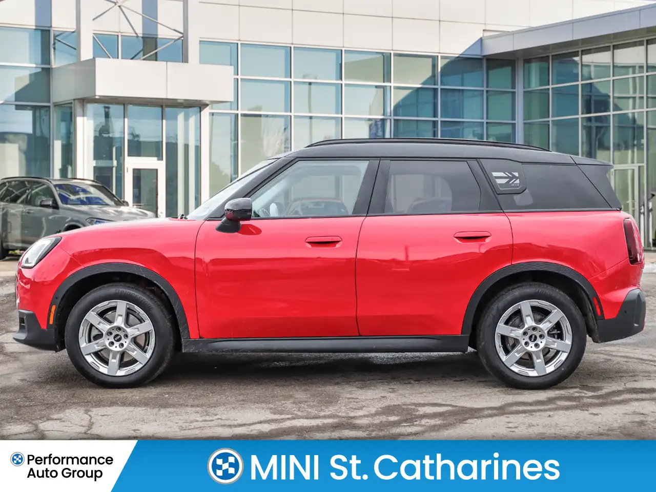 MINI Countryman снимка MINI Countryman