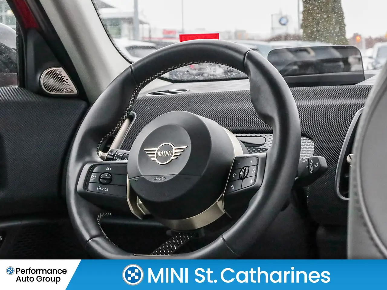 MINI Countryman снимка MINI Countryman