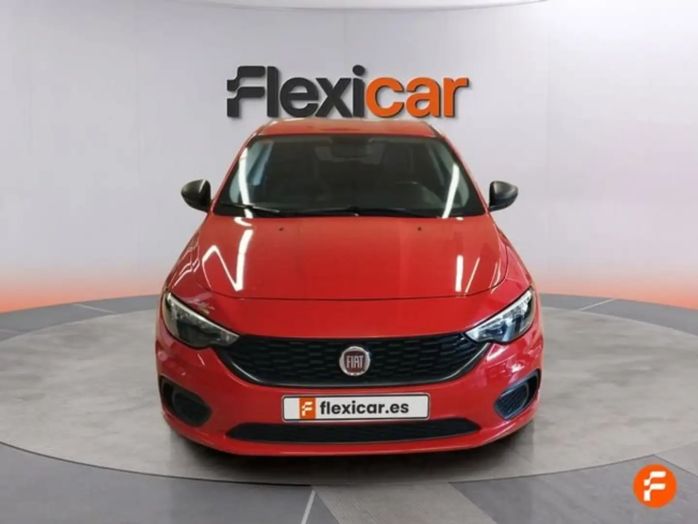 Fiat Tipo 1.4 16v Easy 70kW (95CV) gasolina 5p. Rojo - 2