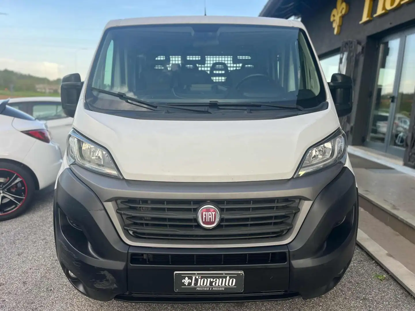 Fiat Ducato 35 2.3 MJT 140CV doppia cabina CASSONE FISSO Blanc - 1