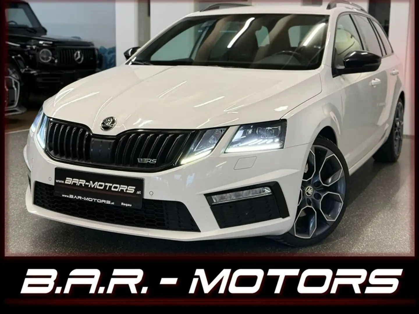 Skoda Octavia RS 4x4*KAMERA*STHZ*ACC*LANE*AHK*LED*SHZ Blanc - 1