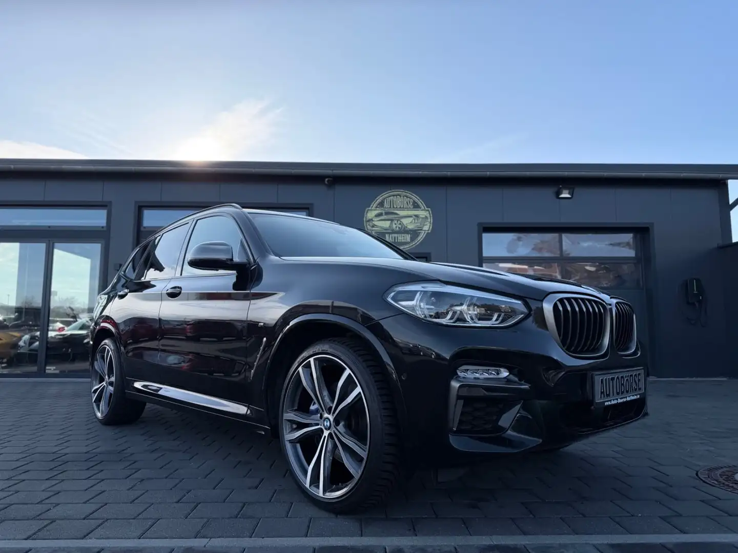 BMW X3 M i*2. Hand*TOP AUSSTATTUNG*8-Fach* Schwarz - 1