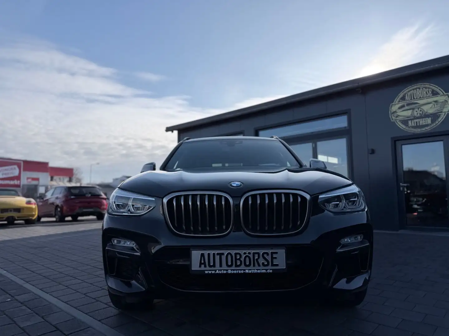 BMW X3 M i*2. Hand*TOP AUSSTATTUNG*8-Fach* Schwarz - 2