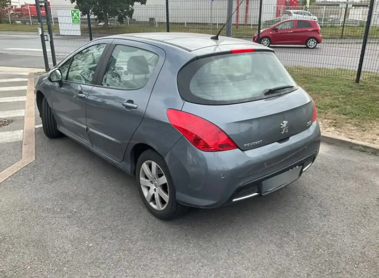 Peugeot 308 308 SW — photo 6