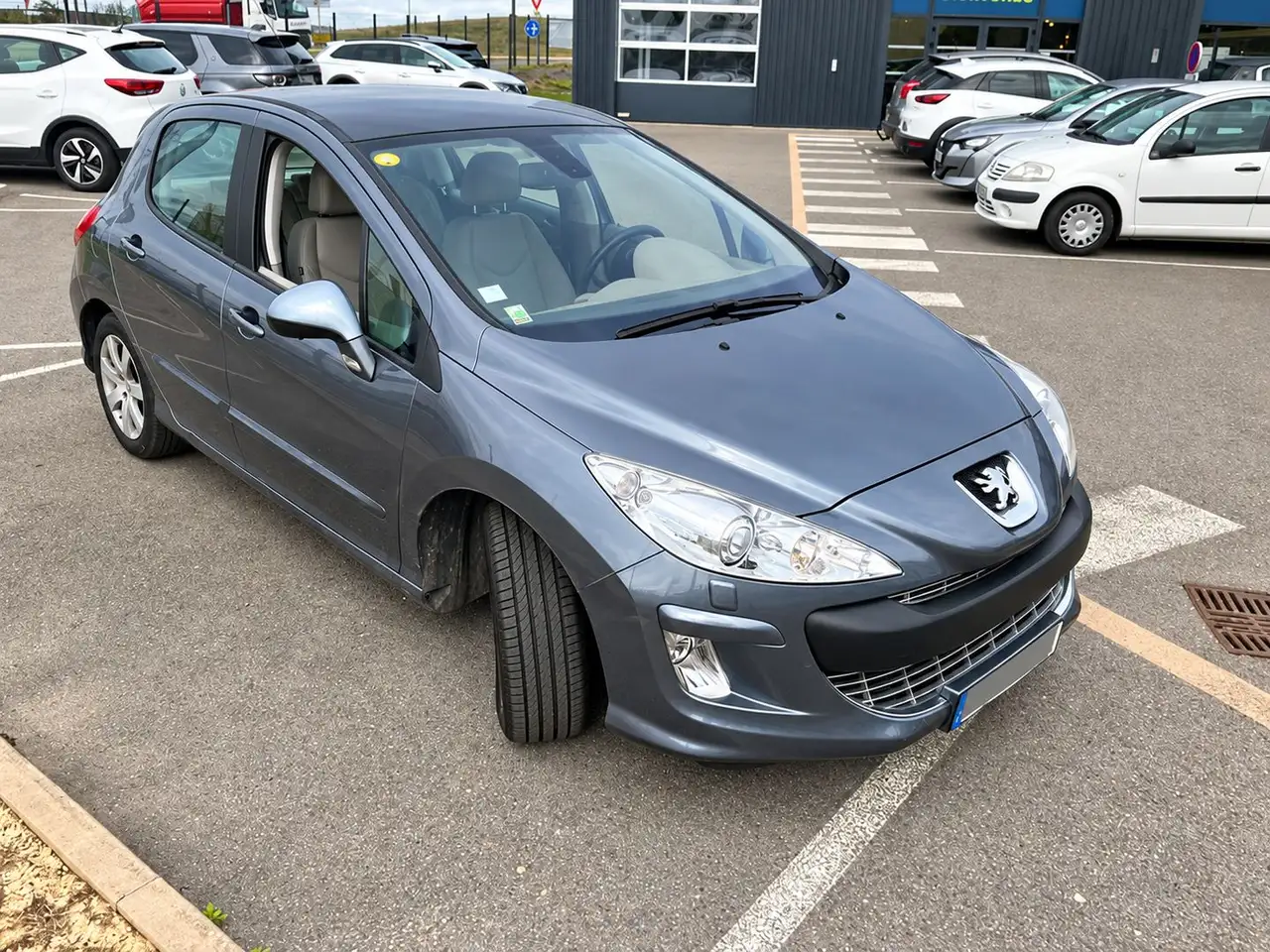 Peugeot 308 308 SW — photo 2