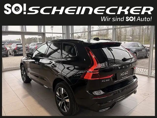 Volvo XC60 T6 AWD PHEV 18,8kWh Plus Dark Aut. Ansicht 3