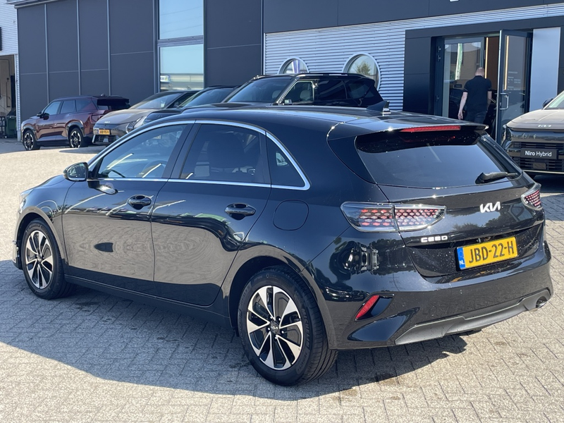Kia Ceed / cee'd 1.0 T-GDi MHEV DCT7 AUTOMAAT Design Edition — photo 8