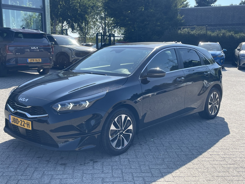 Kia Ceed / cee'd 1.0 T-GDi MHEV DCT7 AUTOMAAT Design Edition — photo 2