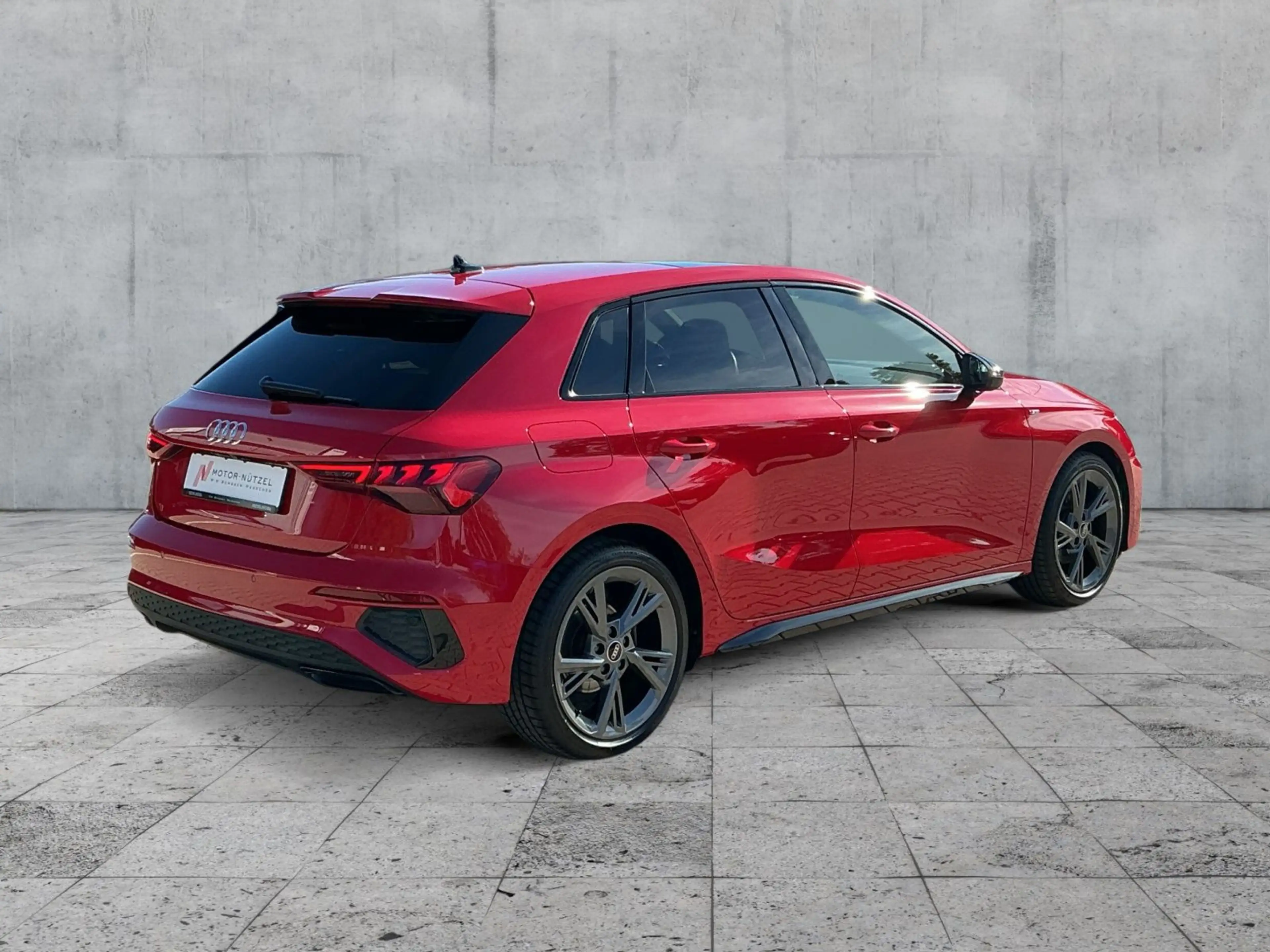 Audi A3 35 TFSI S-LINE MATRIX+B&O+AHK+PANO — photo 6