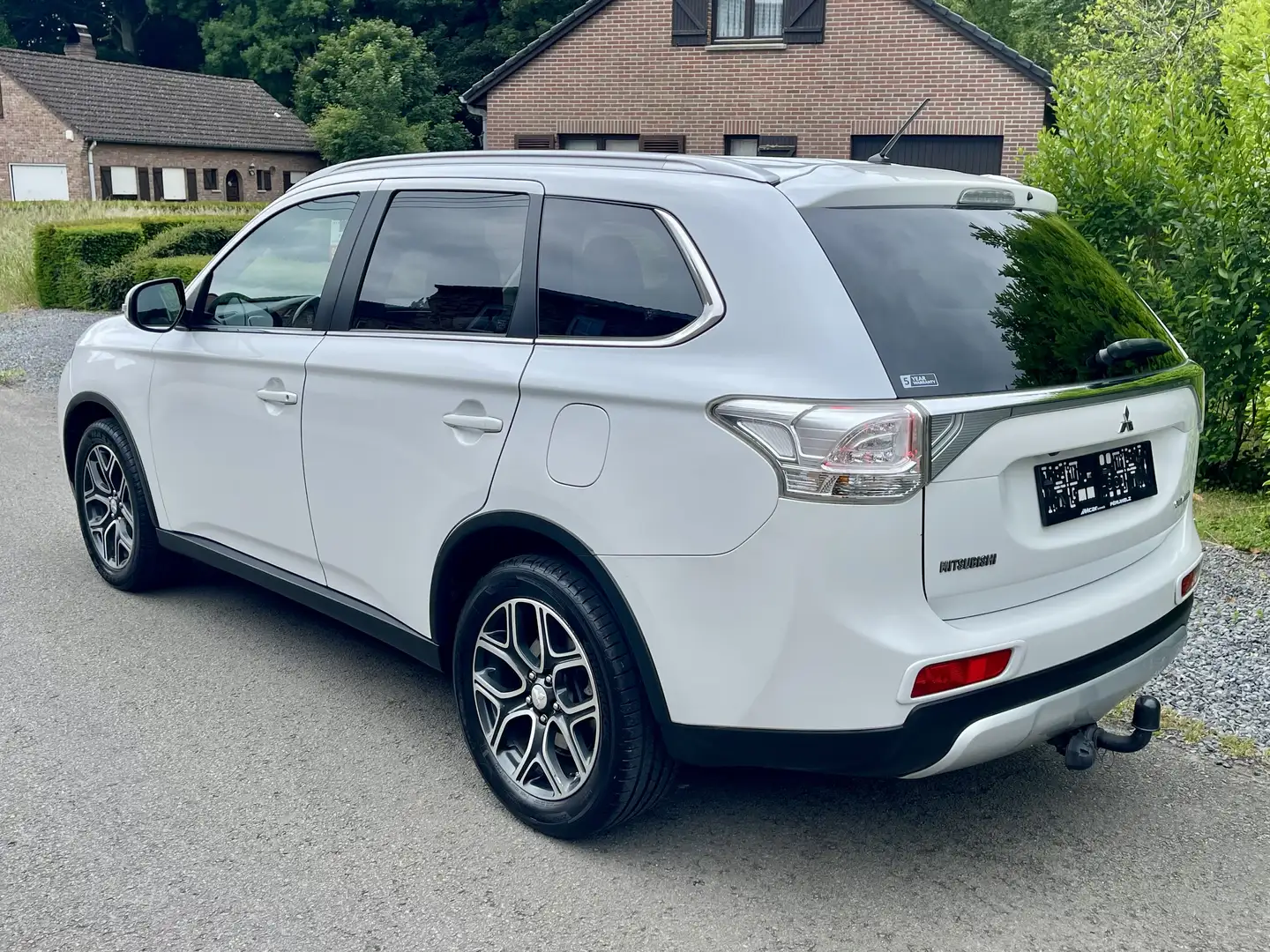 Mitsubishi Outlander 2.2 DI-D 4WD ,7 places, boîte automatique,garanti - 2