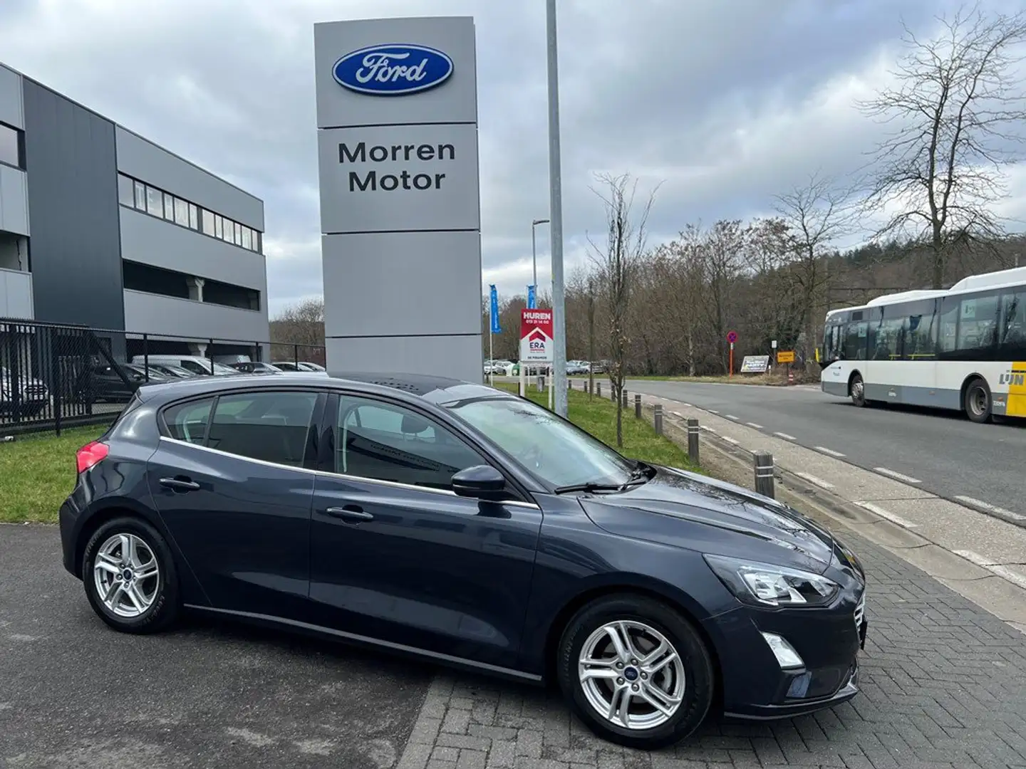 Ford Focus Connected OC0071 *56193 Blau - 2