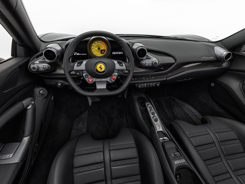 Ferrari F8 Spider — photo 13