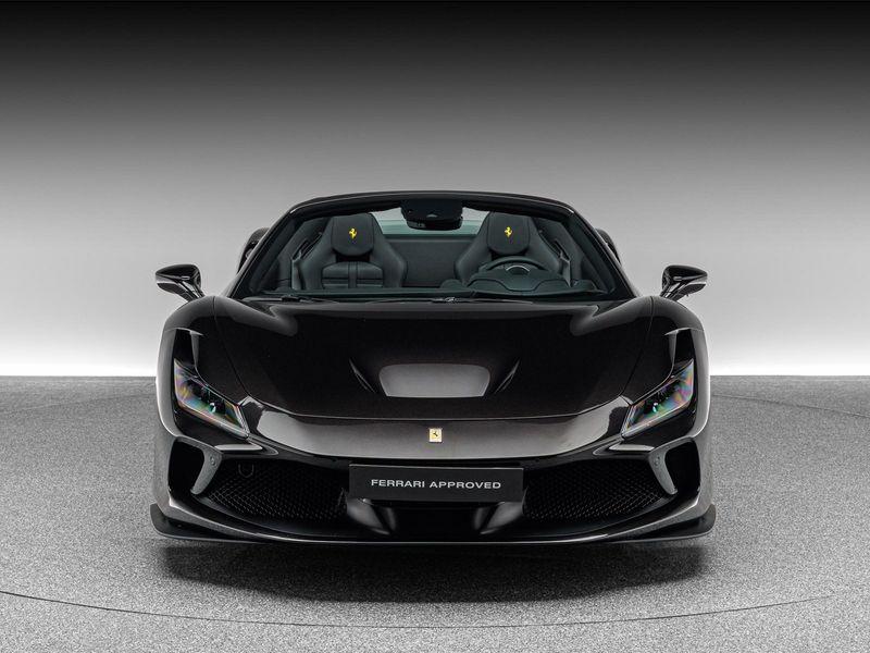 Ferrari F8 Spider — photo 11