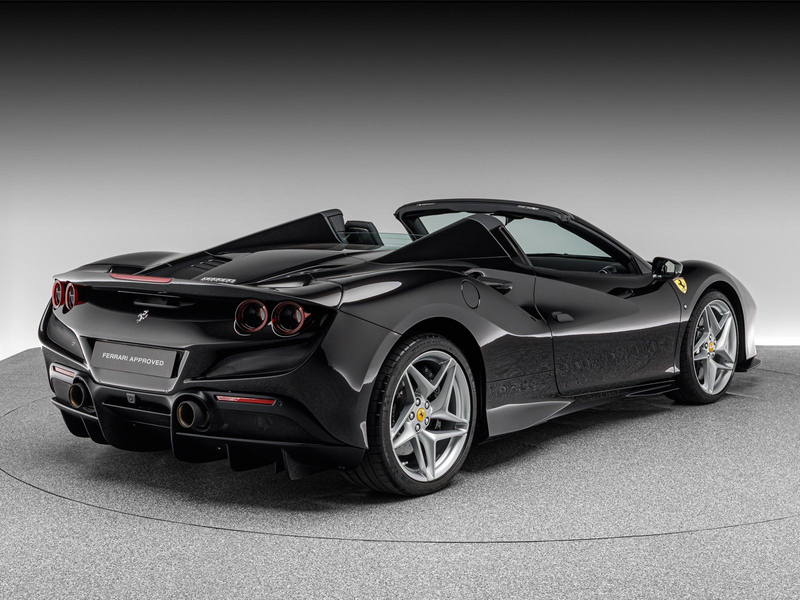 Ferrari F8 Spider — photo 8