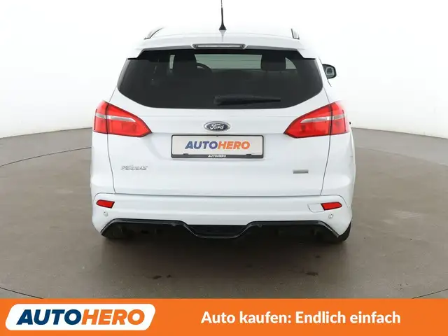 Ford Focus view 5