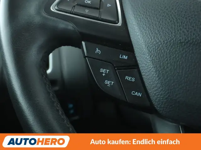 Ford Focus view 27