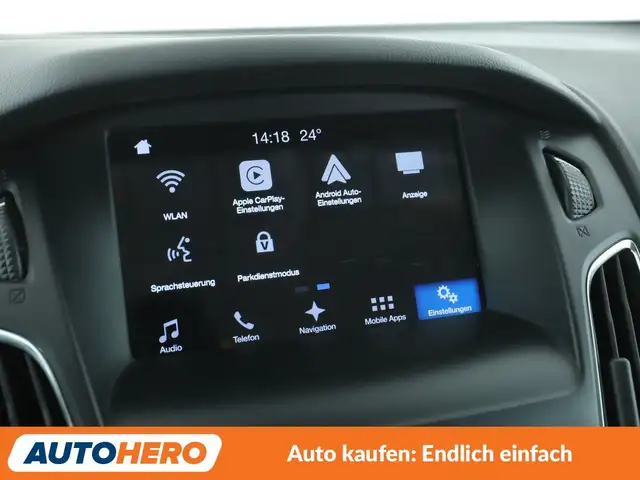 Ford Focus view 22