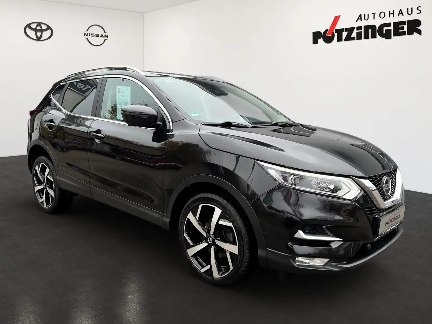Nissan Qashqai 1.7dCi Tekna 4x4 Xtronic,Nav,LED,PGD,AHK Schwarz - 2