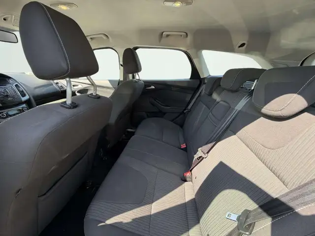 Ford Focus view 7