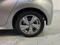 Toyota Yaris 120H 1.5 Active Plus Gris - thumbnail 16