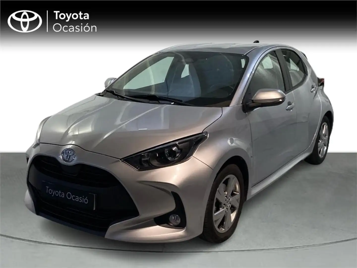 Toyota Yaris 120H 1.5 Active Plus Gris - 1