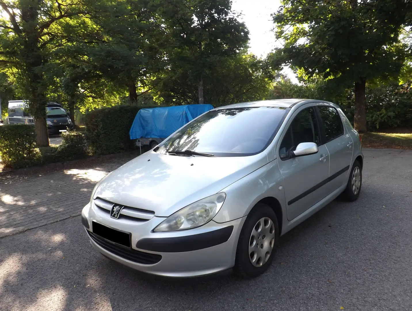 Peugeot 307 1.6  Ambiente 110 Klima, Soundsysthem, TÜV neu! Silber - 1