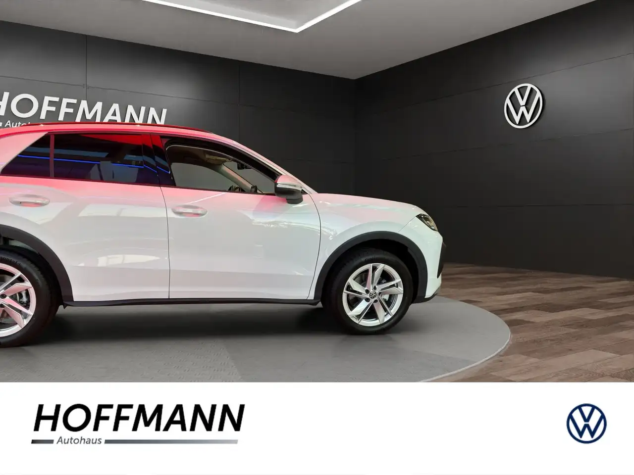 Volkswagen T-Roc 1.5 eTSI DSG Life Kamera+Klima+SHZ+LED 4