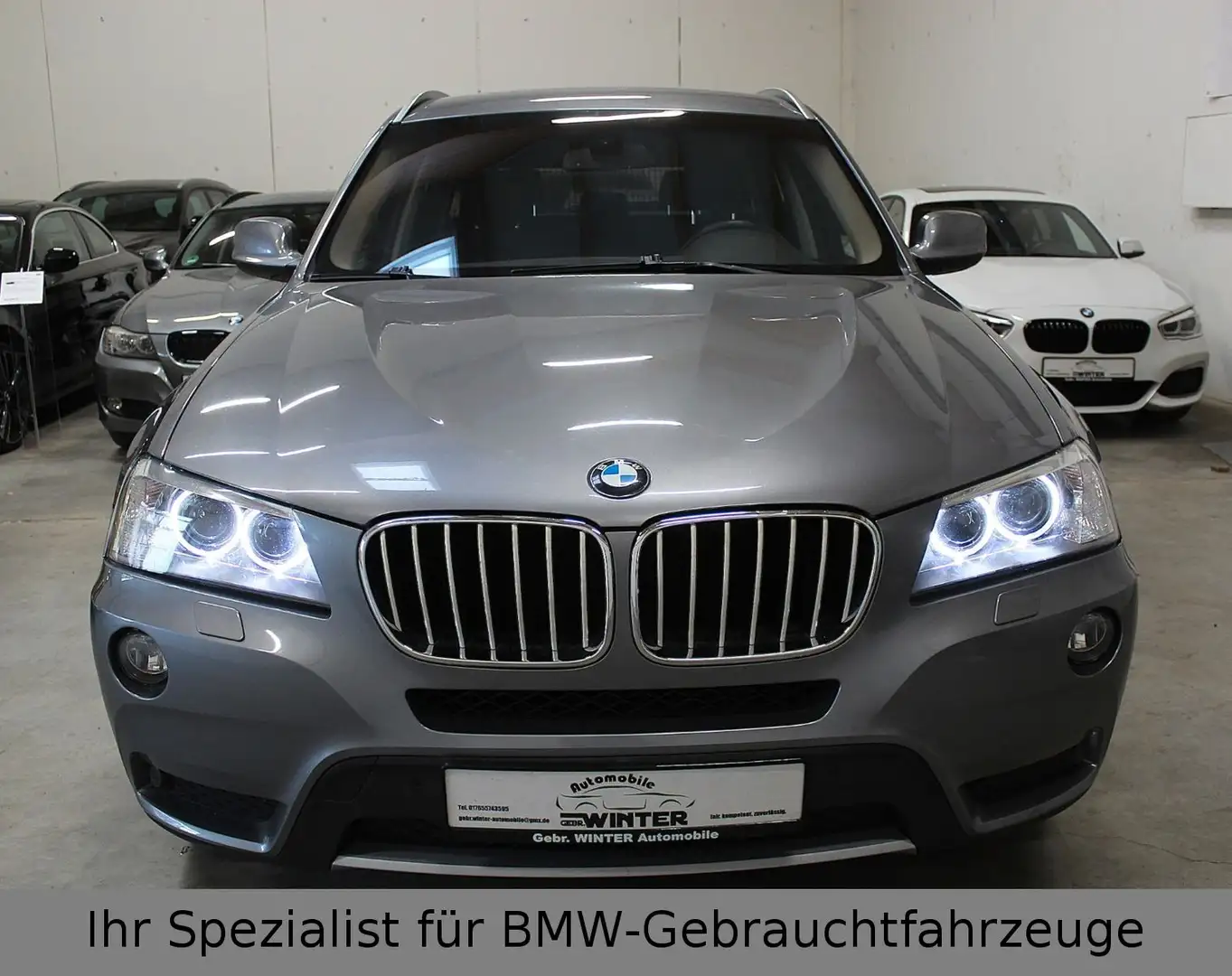 BMW X3 xDrive 20d AHK*Navi*Xenon Grau - 2