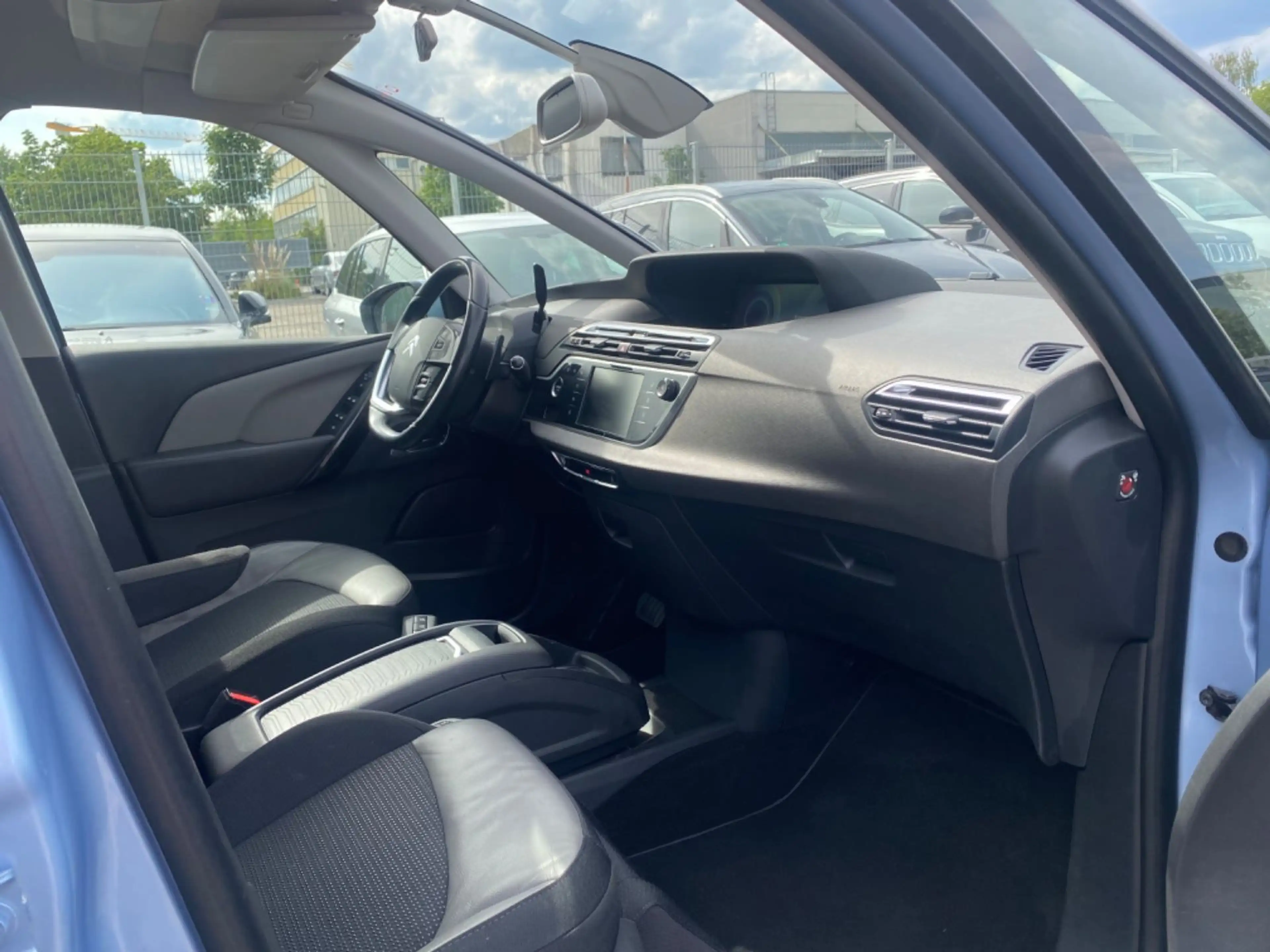 Citroen Grand C4 Picasso /Spacetourer Exclusive *Massage* — photo 7